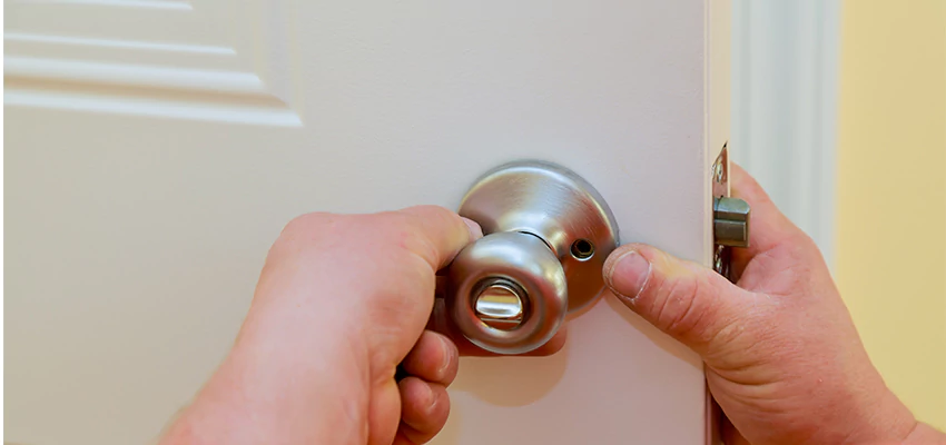 After-hours Locksmith For Lock And Key Installation in Westmont, IL