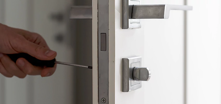 Key Programming Locksmith Open Now in Westmont, Illinois